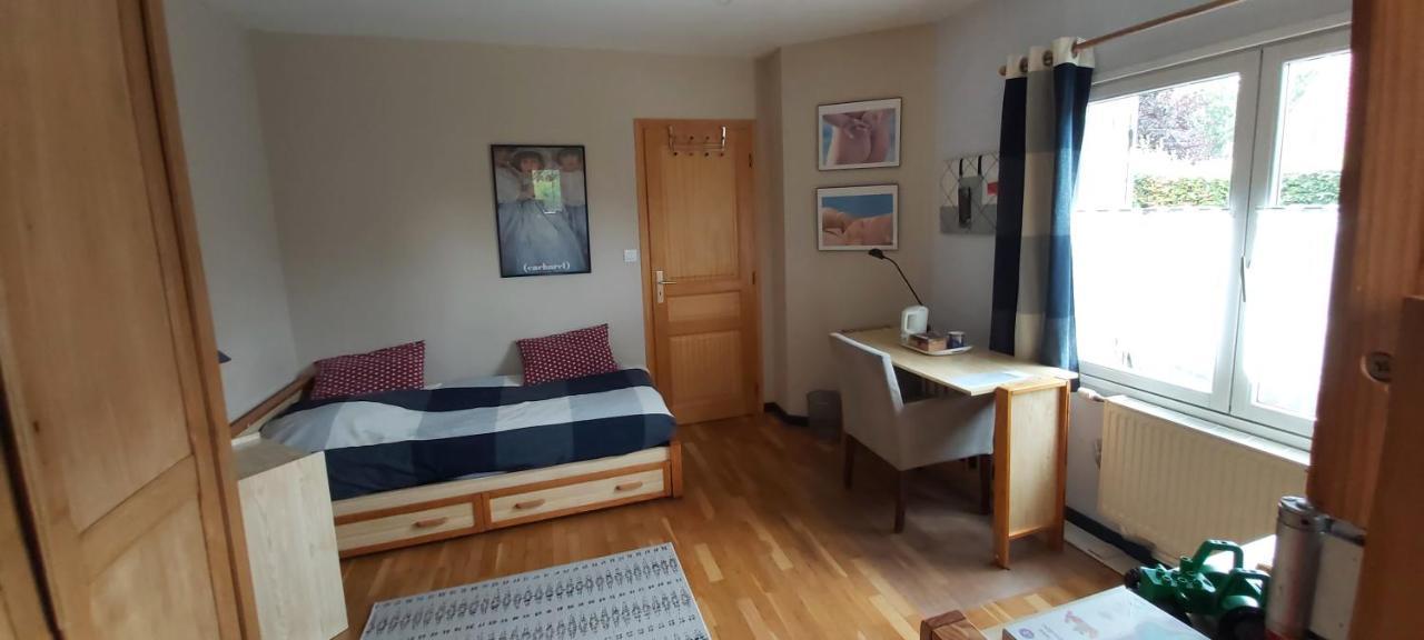 2 Chambres De 16M2 A 10Kms De Lille Beaucamps-Ligny Luaran gambar